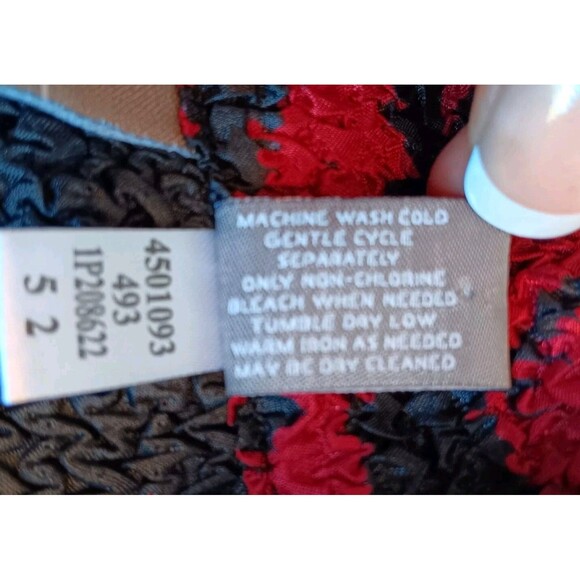 Chico's Travelers Sz 3 Red/Black Print Light-weight Jacket w/3 Quarter Sleeves - Picture 8 of 9